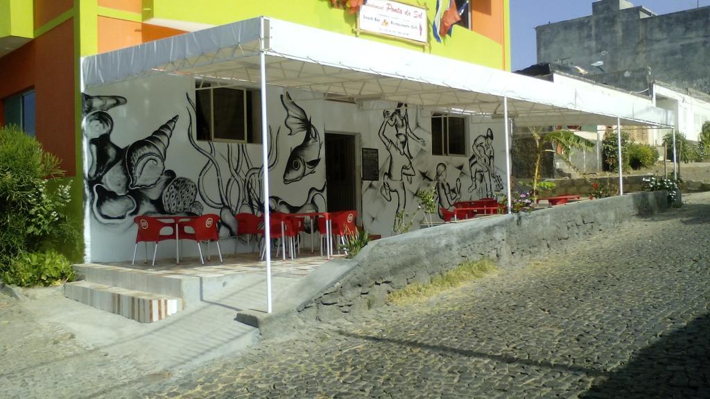 Residencial Sintanton Trekking Hotel Ponta Do Sol Buitenkant foto