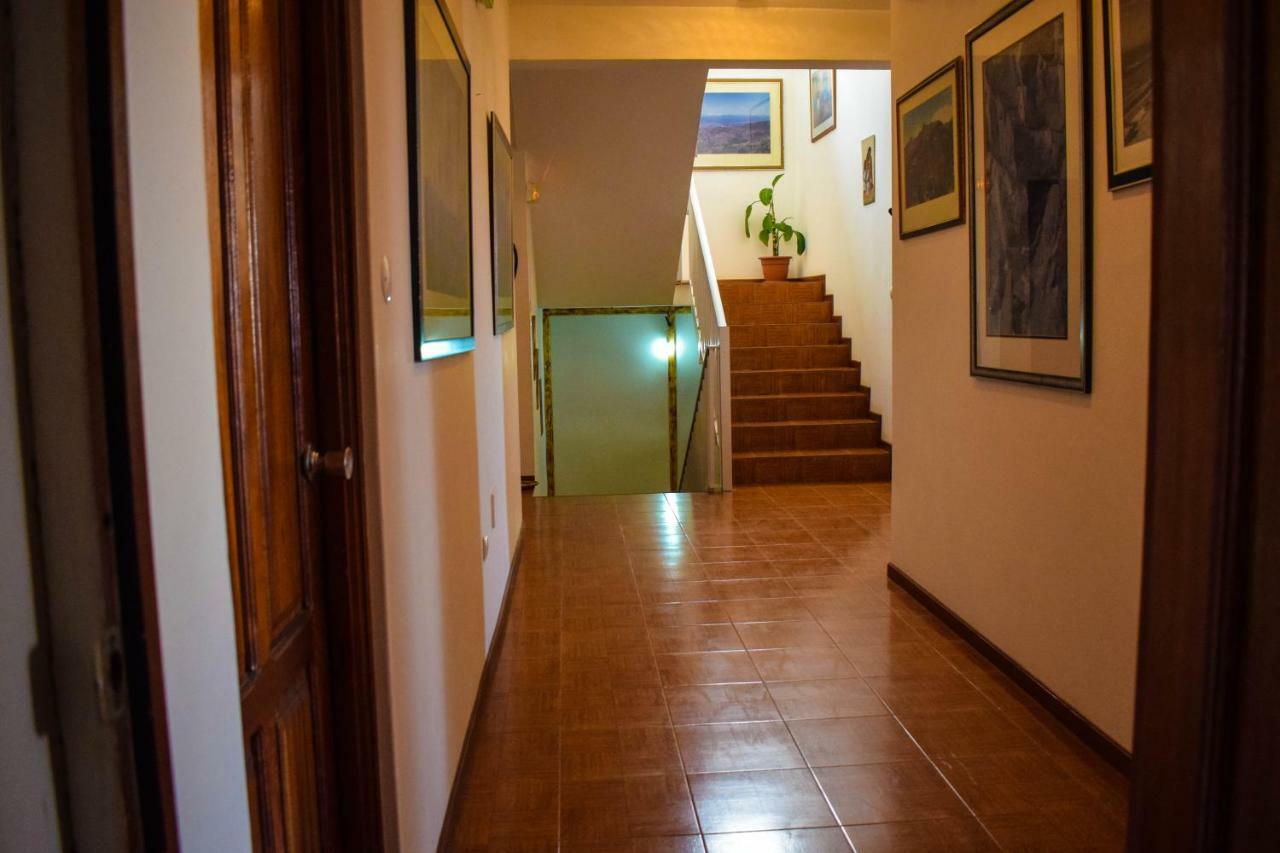 Residencial Sintanton Trekking Hotel Ponta Do Sol Buitenkant foto