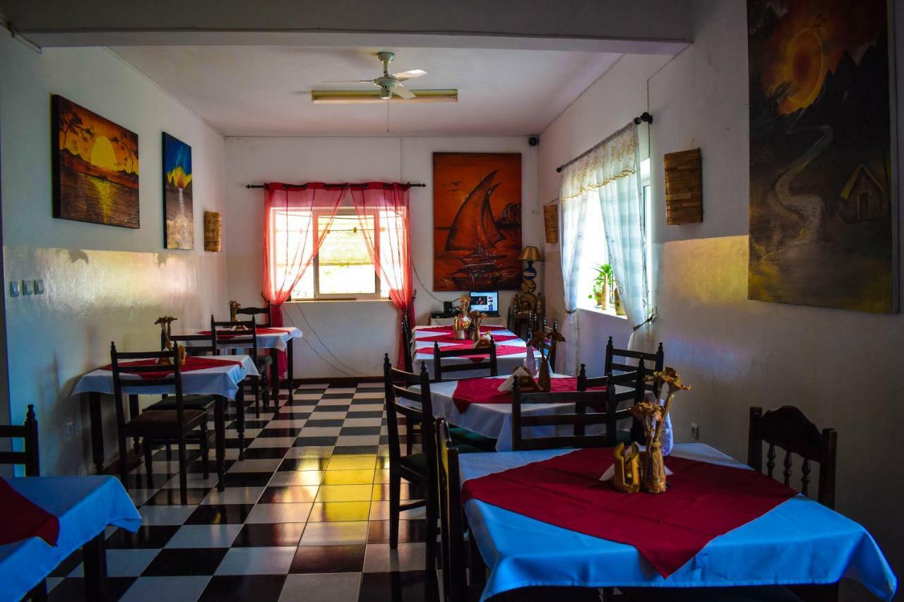Residencial Sintanton Trekking Hotel Ponta Do Sol Buitenkant foto