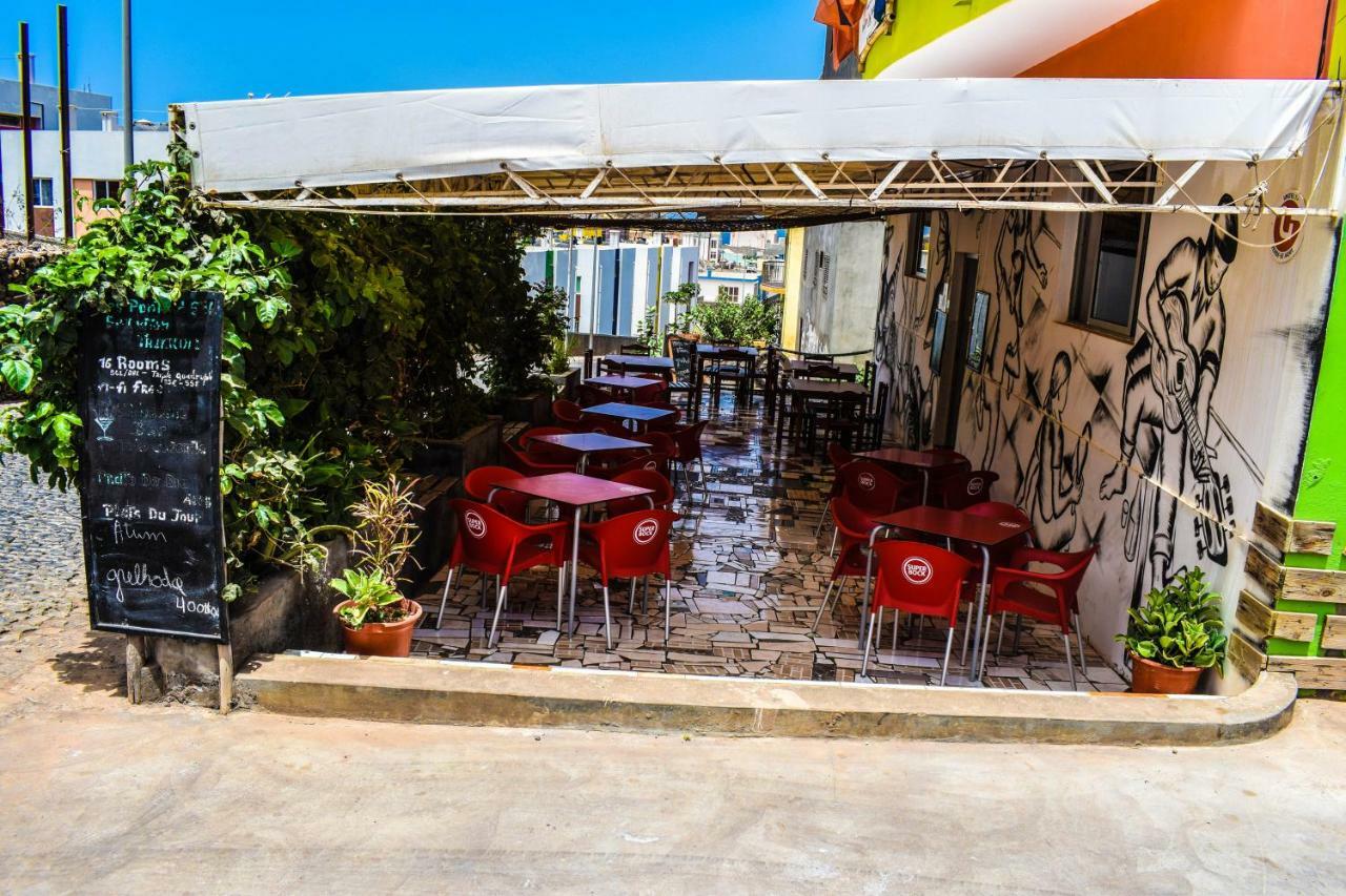 Residencial Sintanton Trekking Hotel Ponta Do Sol Buitenkant foto