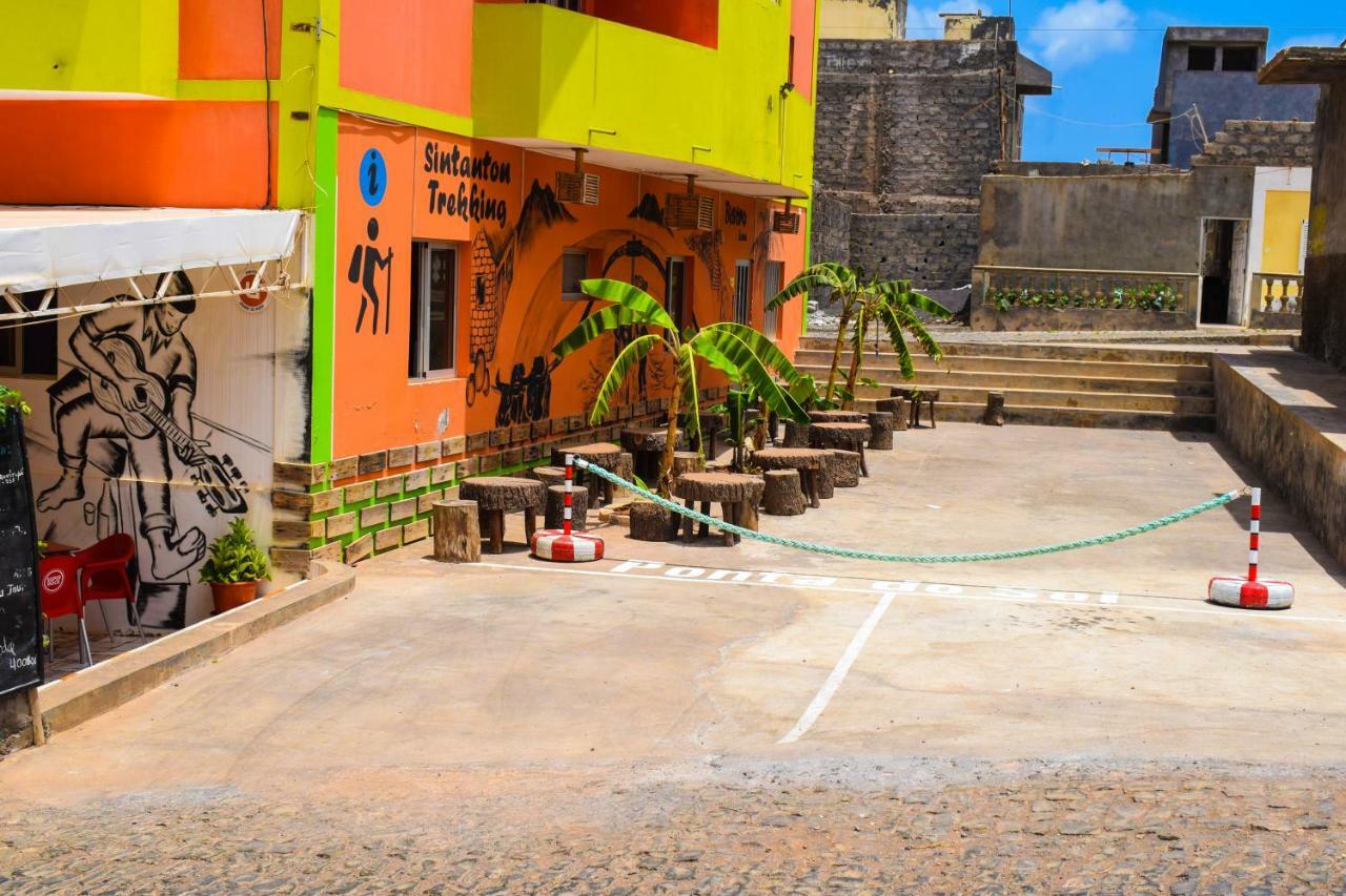 Residencial Sintanton Trekking Hotel Ponta Do Sol Buitenkant foto